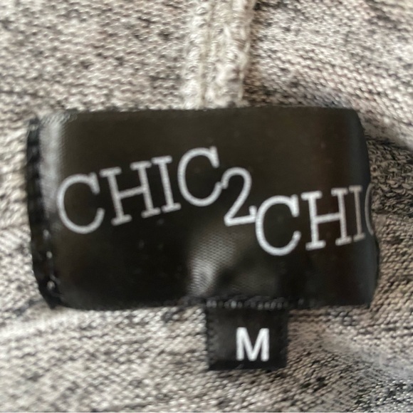Chic2Chic Hoodie - Picture 4 of 4